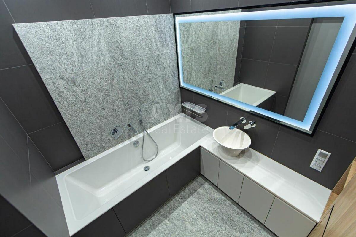 3k apartment vul. Zarichna 49