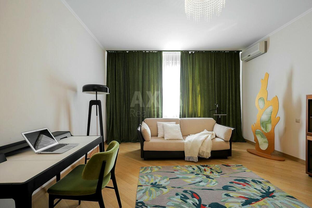 3k apartment vul. Jevgena Konoval'cja 32А594190