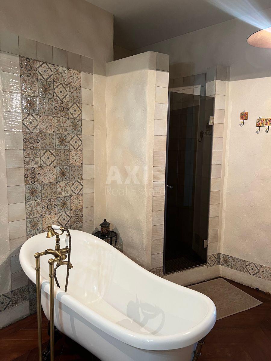 4k apartment vul. Zvirynec'ka 524