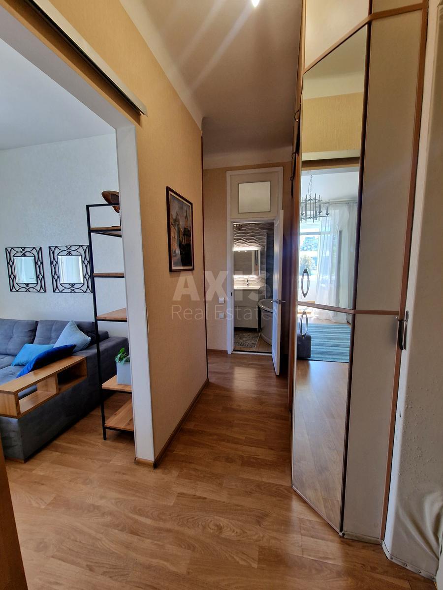 2к квартира пр-т Победы 77/15930612
