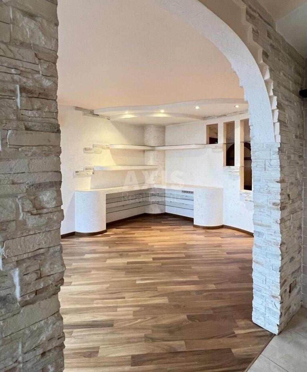 4k apartment vul. Lunachars'kogo 10630730