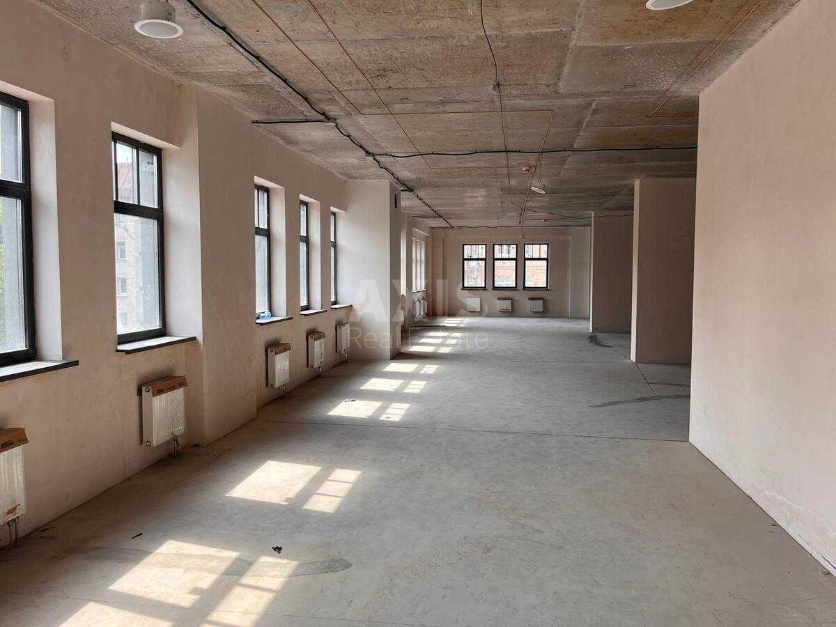 Trade object vul. Spas'ka 26/14, 1460m2588970