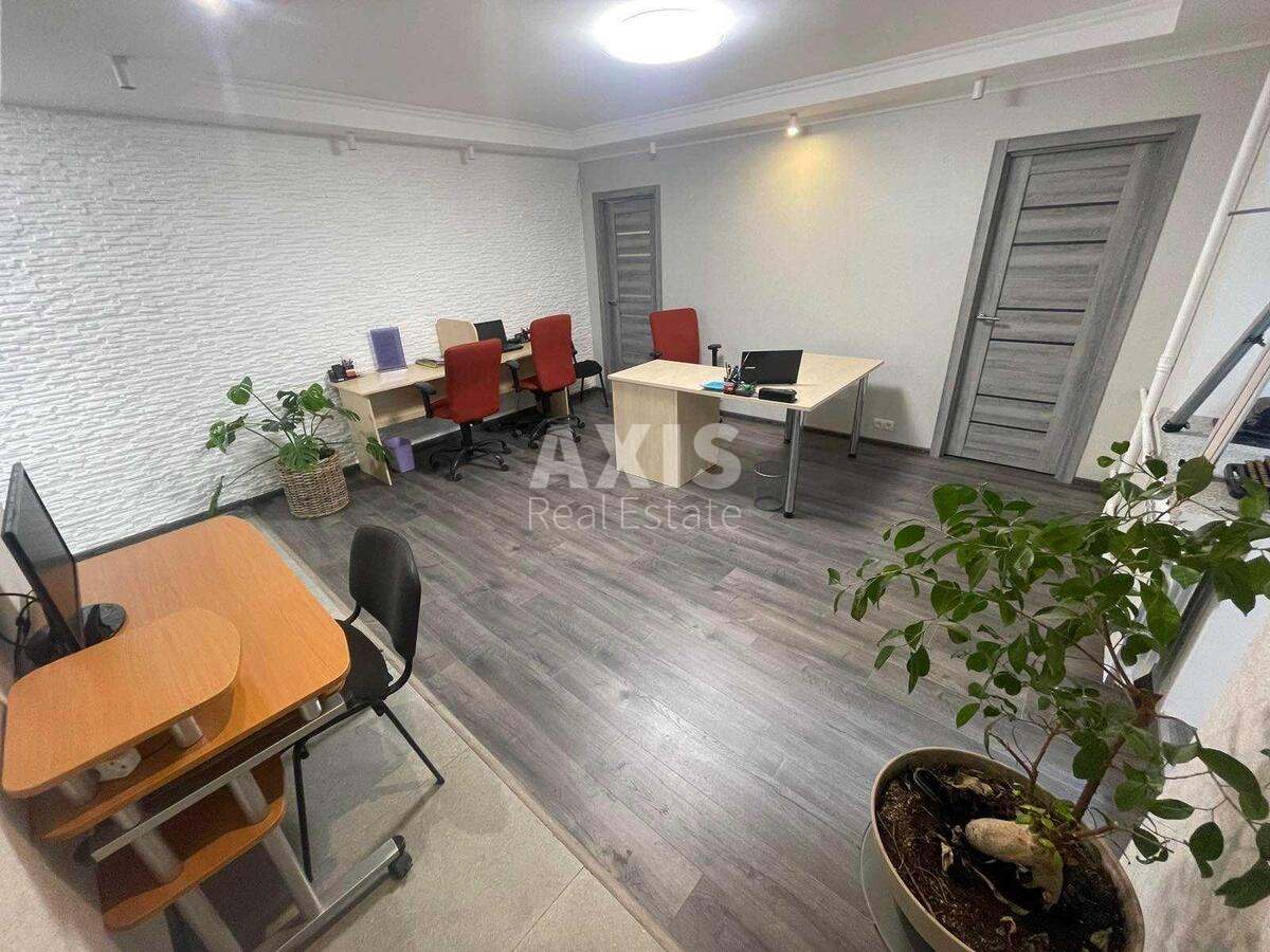 Office pr-t Povitryanykh Syl 52, 49m26032213