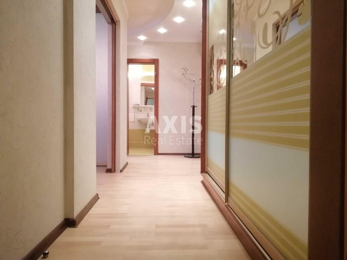 2k apartment vul. Mel'nykova 71601828