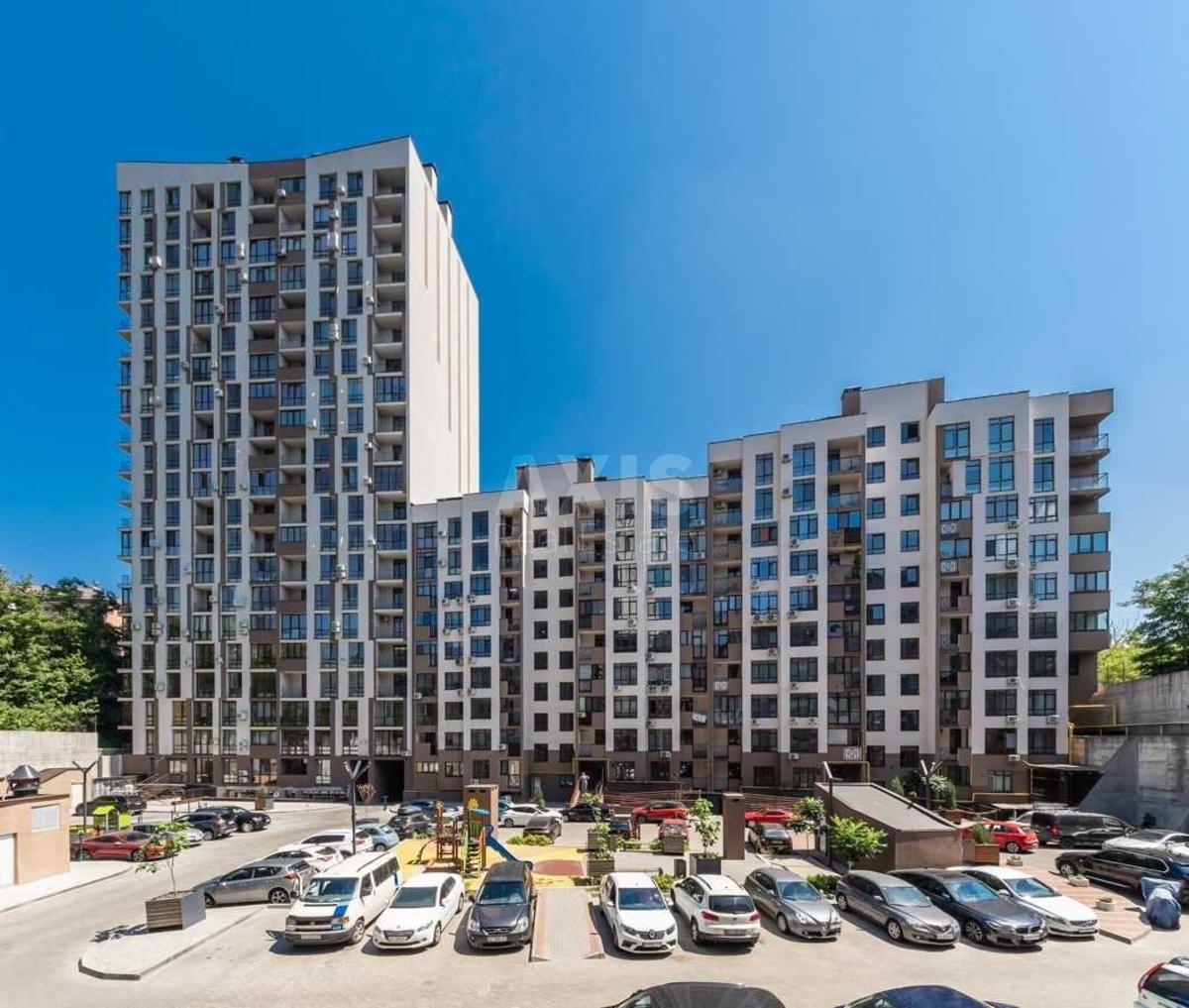 2k apartment vul. Glybochyc'ka 137