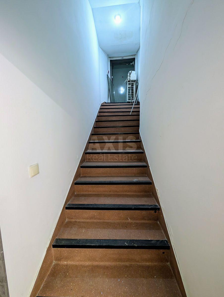 Office vul. Observatorna 10, 196m28