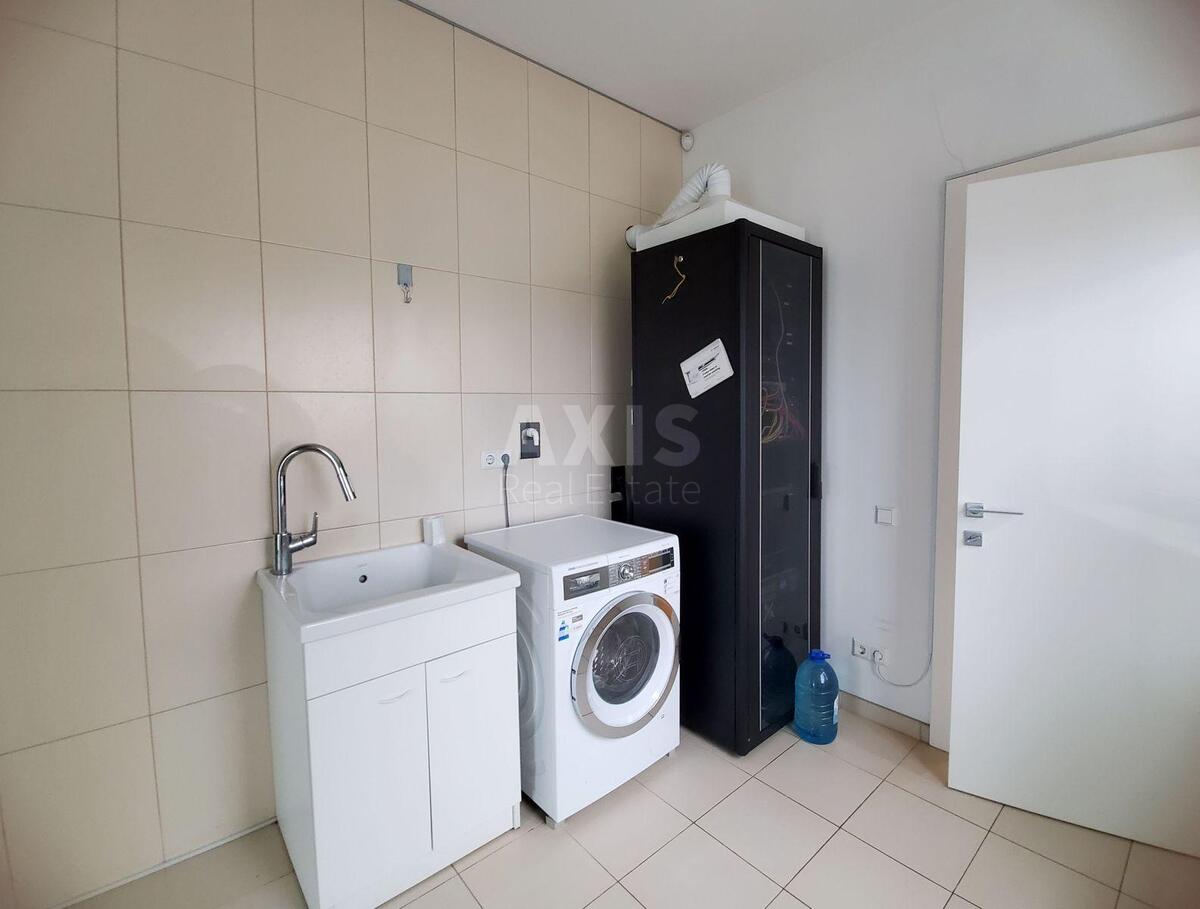 4k apartment vul. Kruglouniversytets'ka 3/55060211