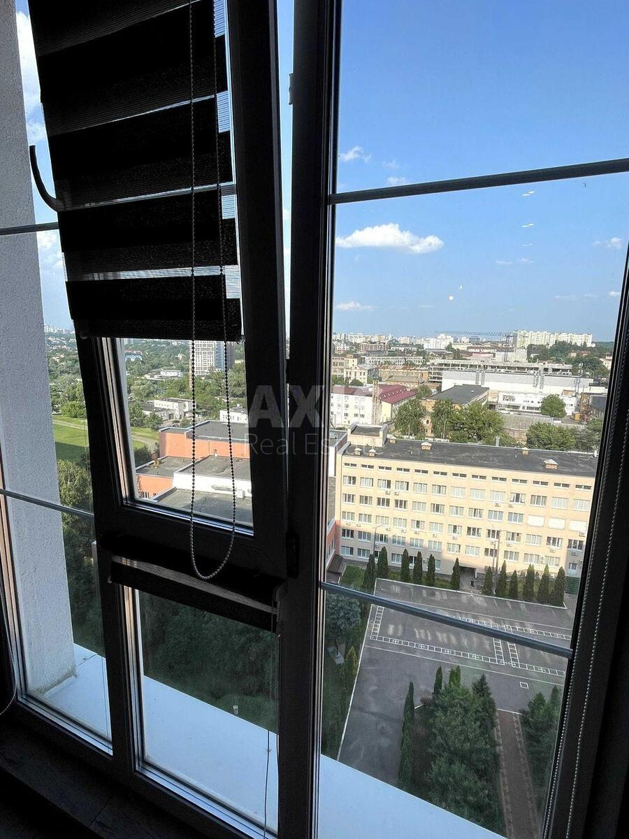 1k apartment vul. Myhajla Maksymovycha 246