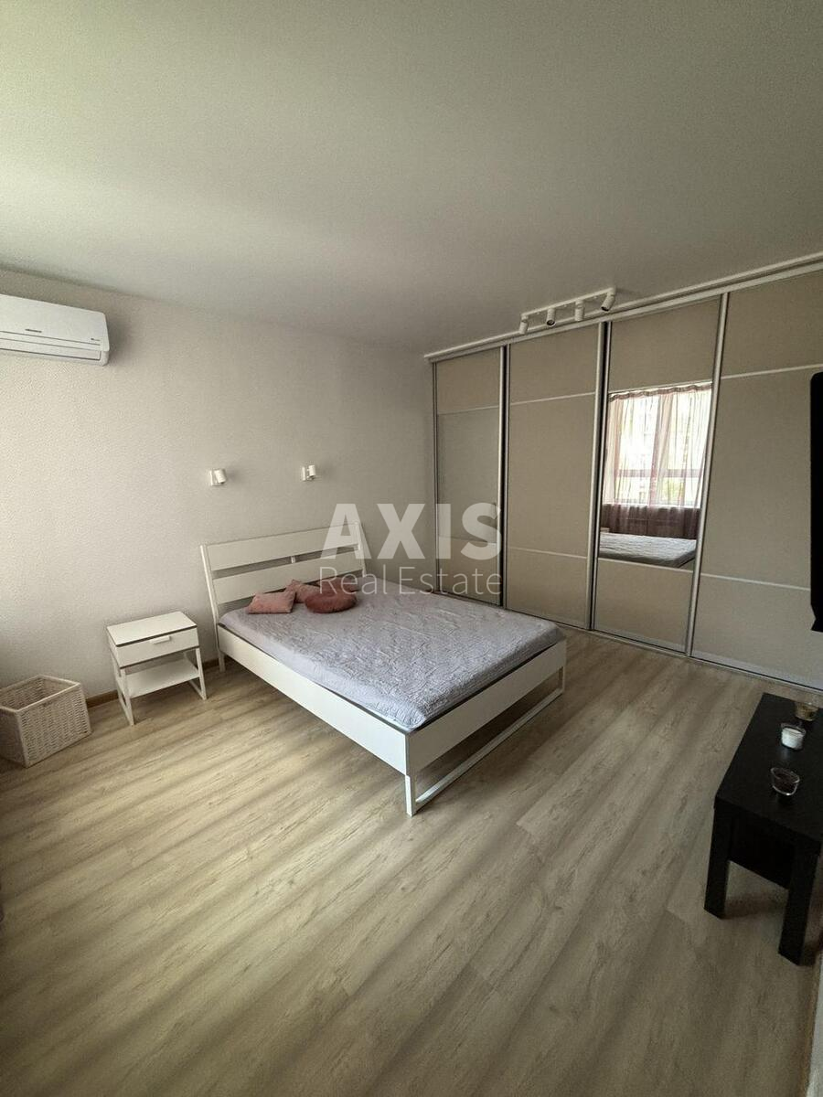 1k apartment vul. Dragomanova 10489643