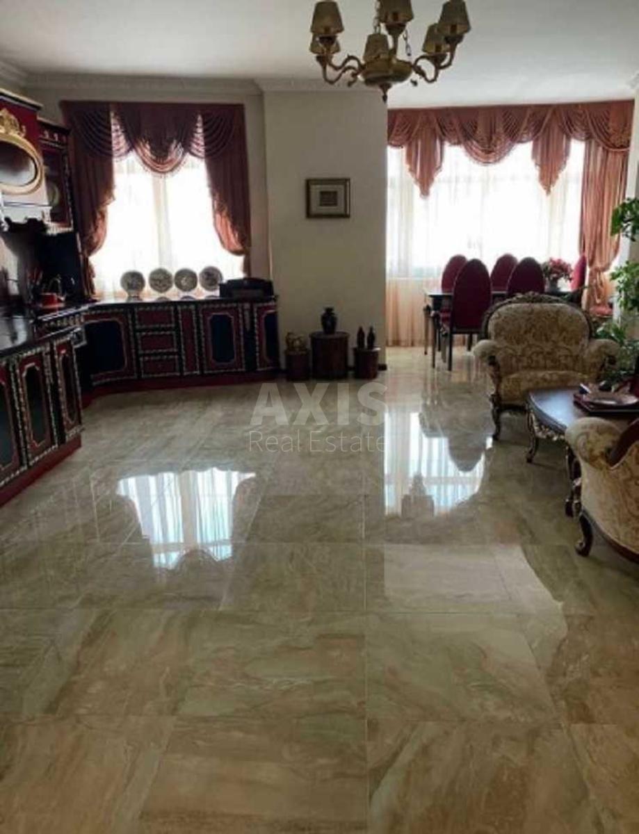 2k apartment vul. Staronavodnyc'ka 6Б1