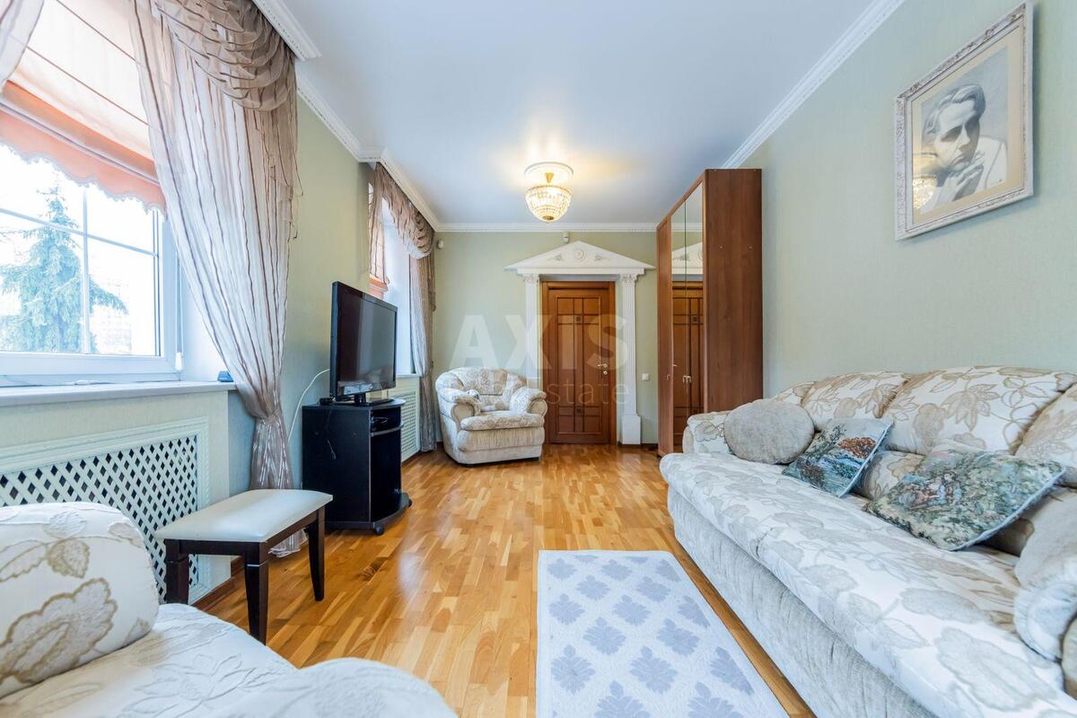 House prov. Malokytai'vs'kyj, 716m2, Kyiv city10