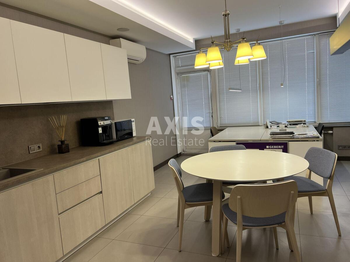 Office vul. Lobanovs'kogo 150, 135m256091