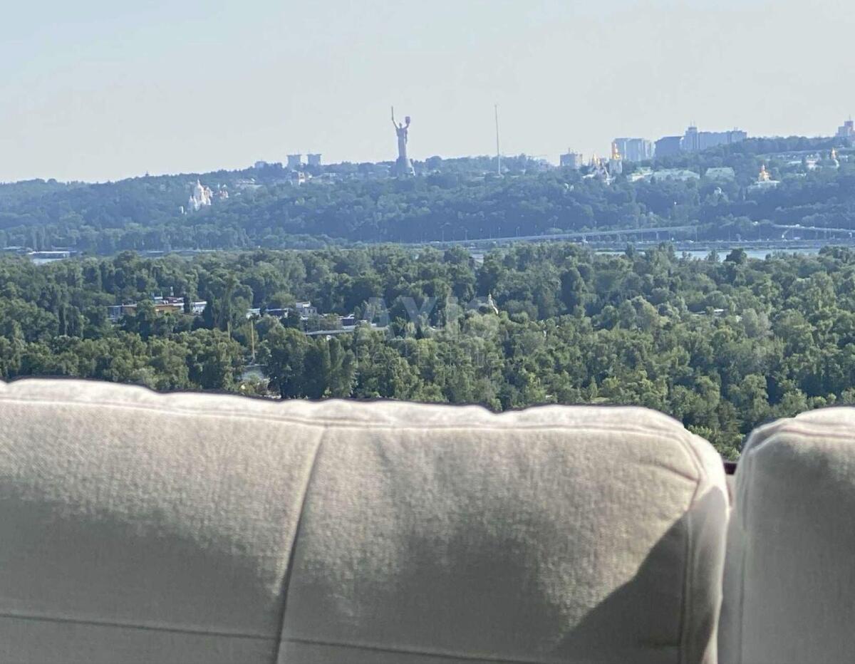 2k apartment vul. Mykil's'ko-Slobids'ka 13605461