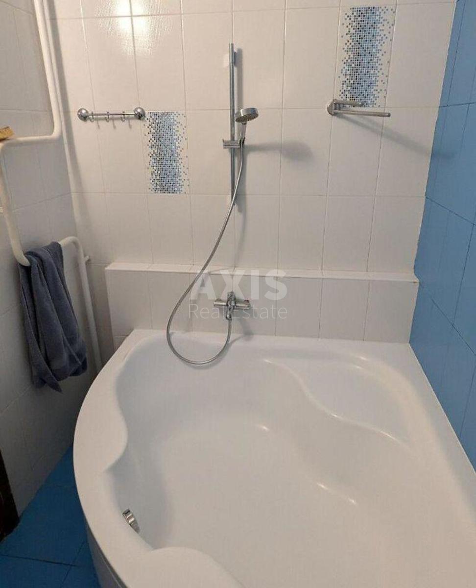 2k apartment vul. Liskivs'ka 242