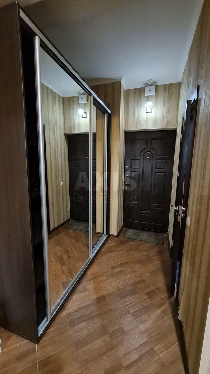 1к квартира ул. Жилянская 118609944