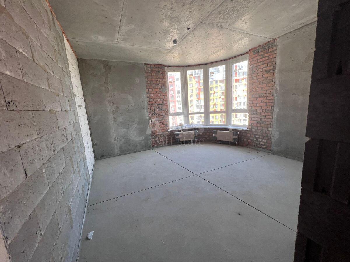 3k apartment vul. Kahovs'ka 560