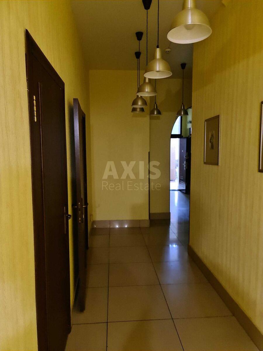 Объект торговли ул. Королева Академика 2А, 448м2537896