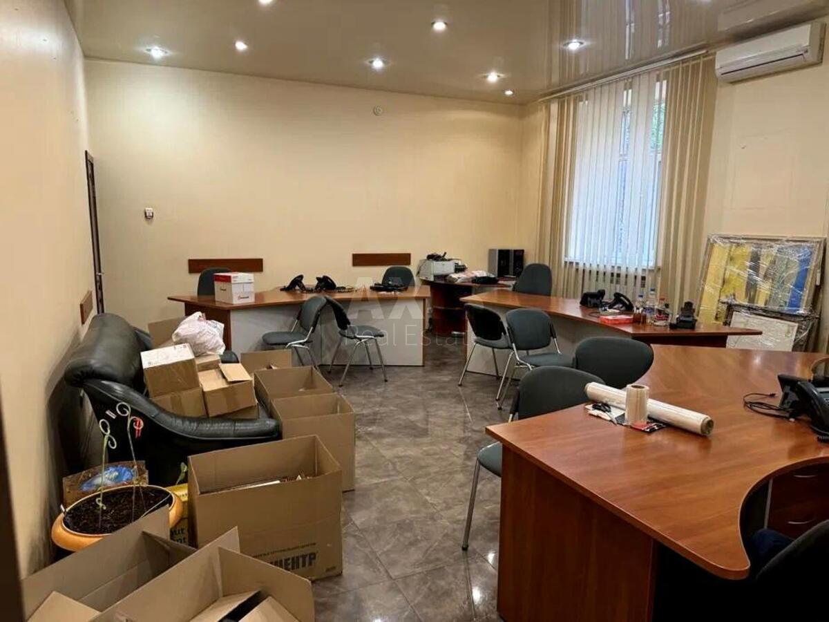 Office vul. Dilova 6, 212m2624613