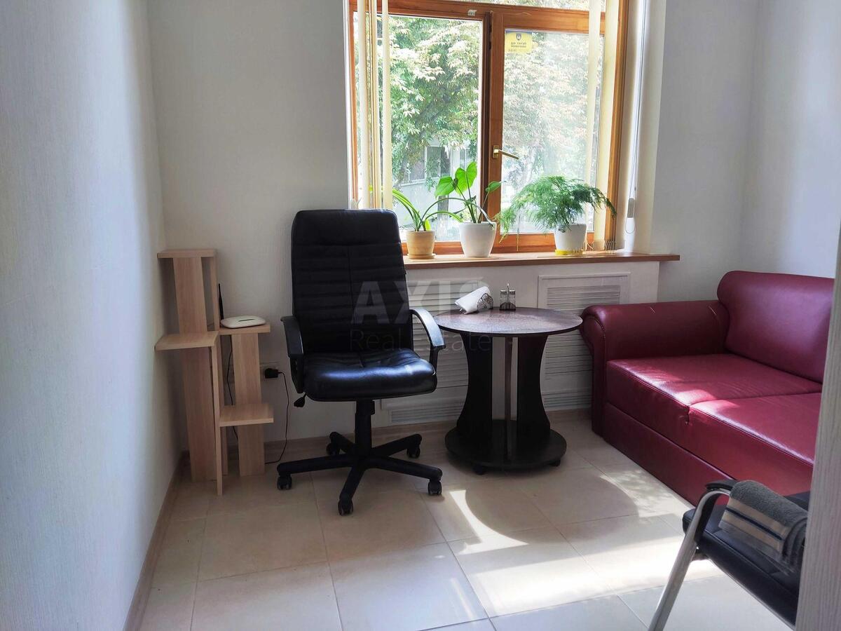 Office vul. Nemyrovycha-Danchenka 14/13, 153m2581916