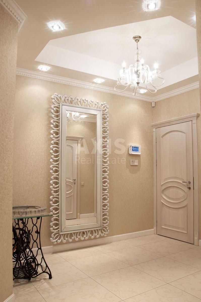 4k apartment vul. Zvirynec'ka 5912