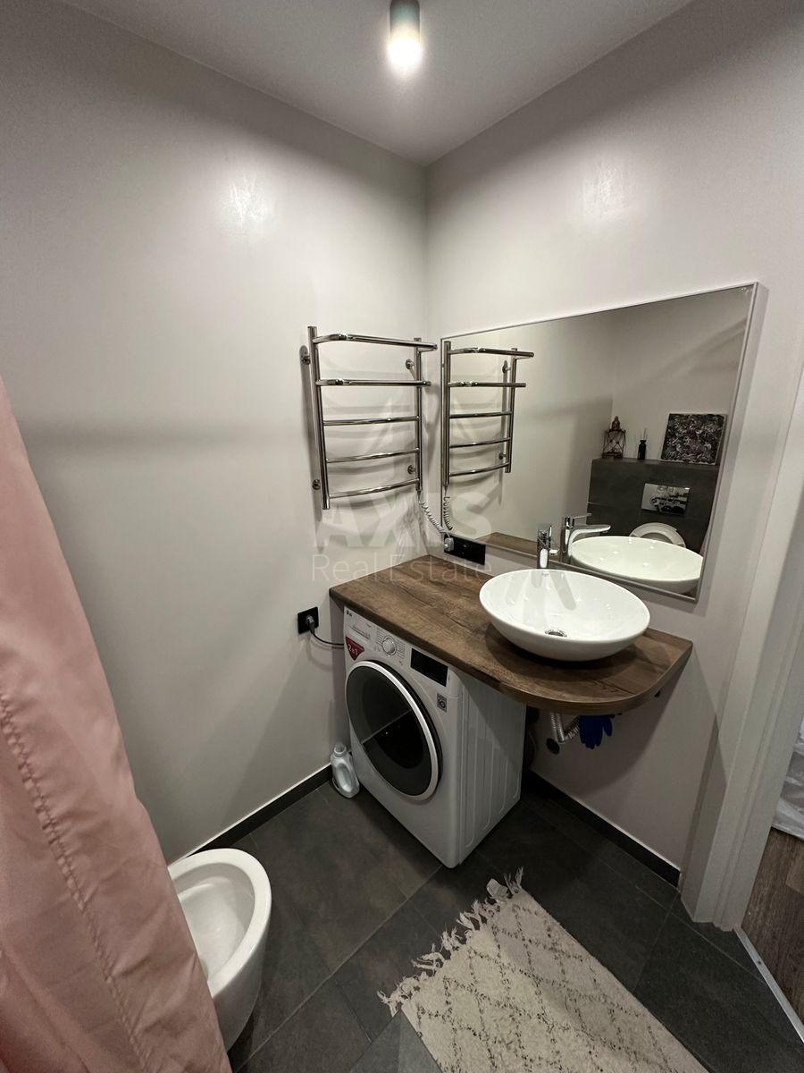 1k apartment vul. Mel'nykova 895803610