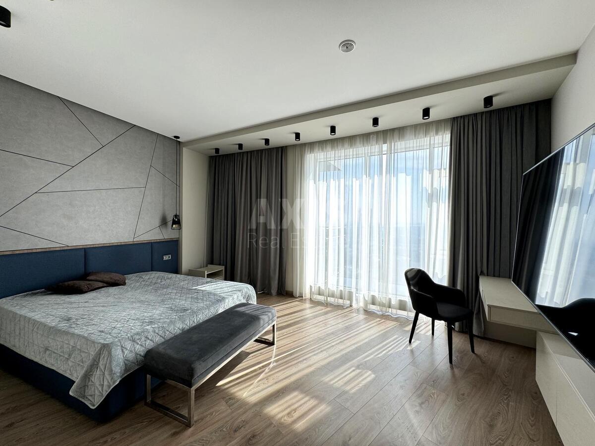 3k apartment vul. Buslivs'ka 12618107