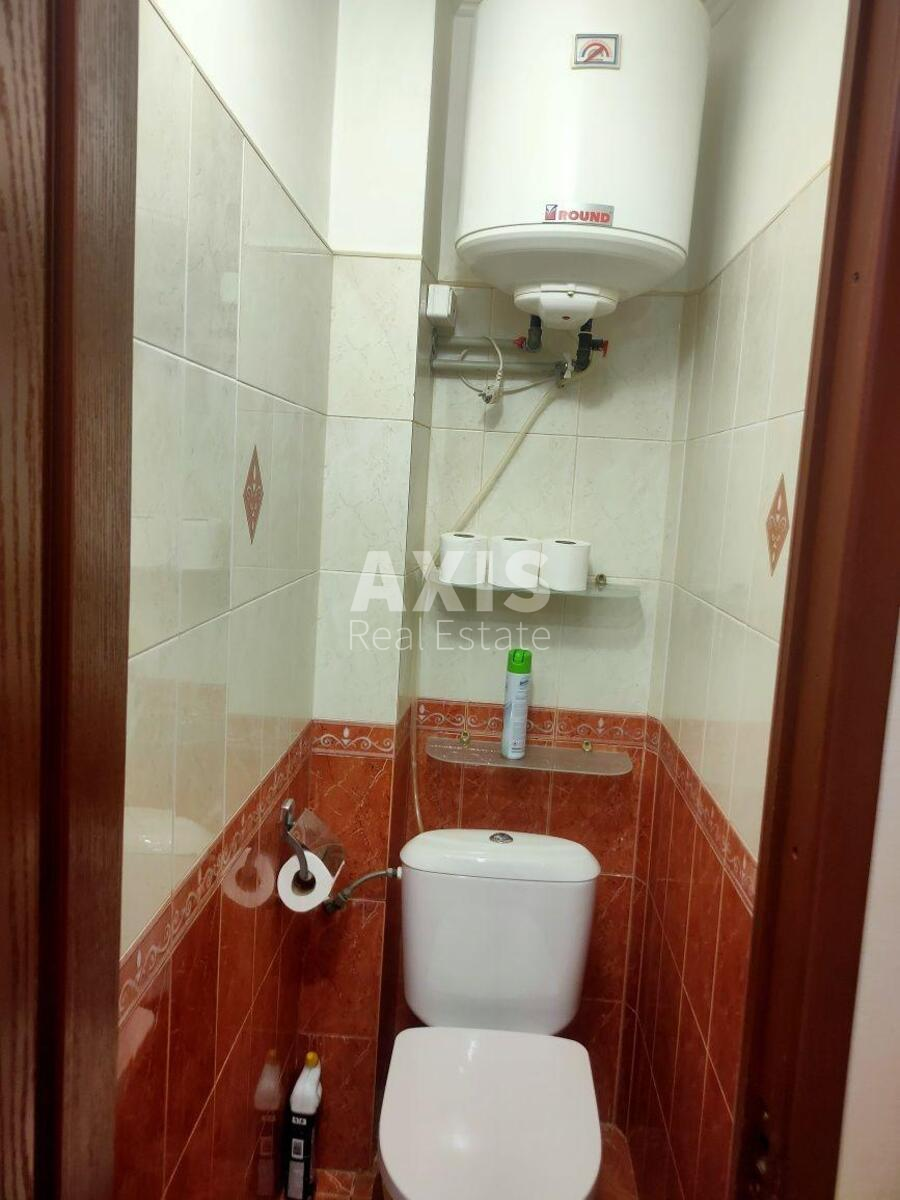 2к квартира ул. Салютная 15610876