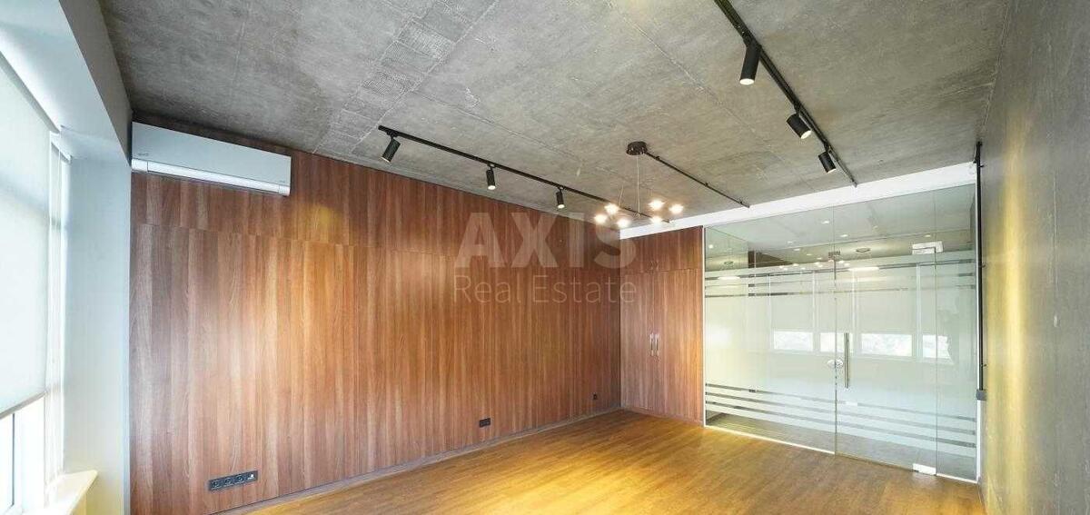 Office uzv. Klovs'kyj 7, 160m2
