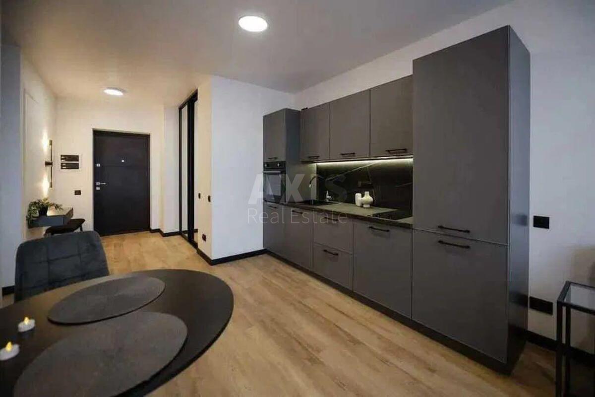 1k apartment vul. Pivnichno-Syrec'ka 21