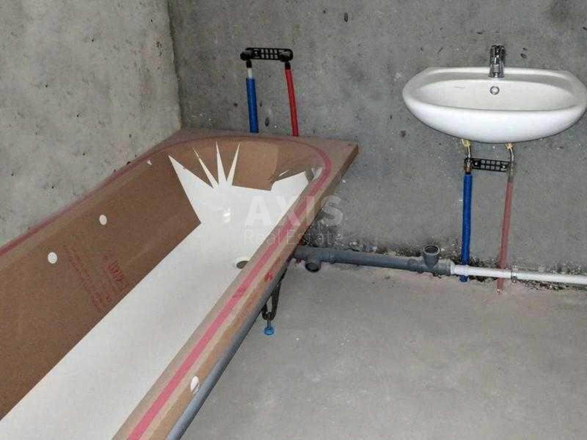 1k apartment vul. Revuc'kogo 94