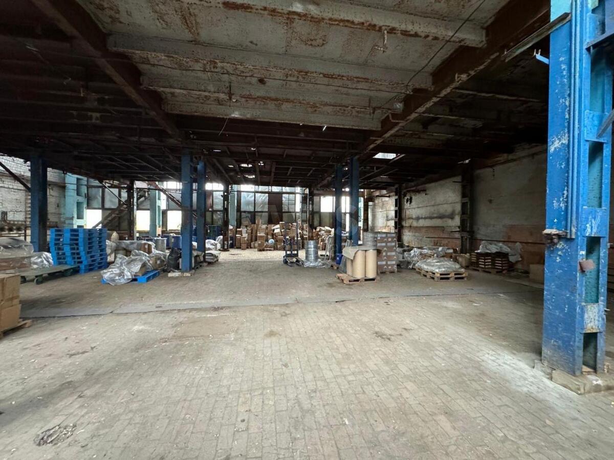 Service object vul. Viskozna 5, 22000m2585765