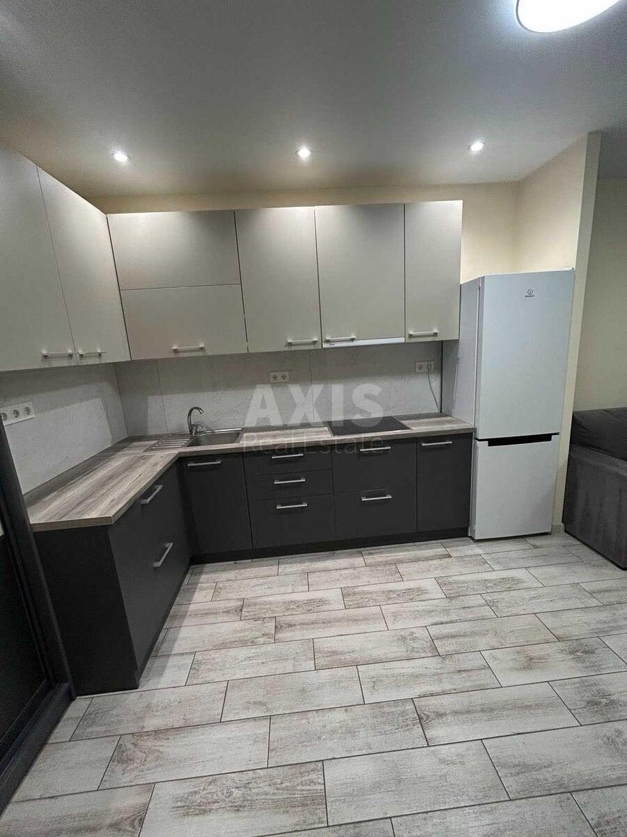 1k apartment vul. Sverstjuka Jevgena 6Г62991