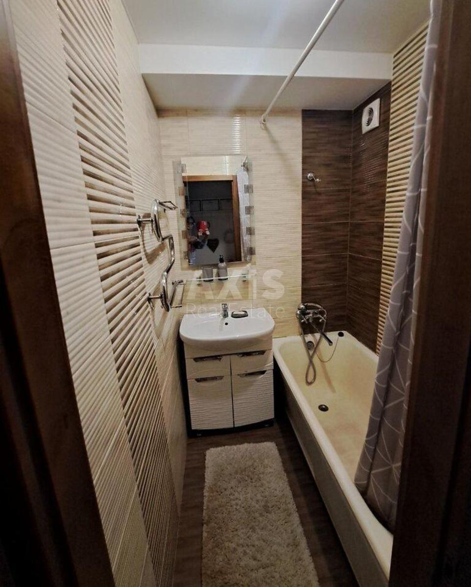 3k apartment bul. Darnyc'kyj 76