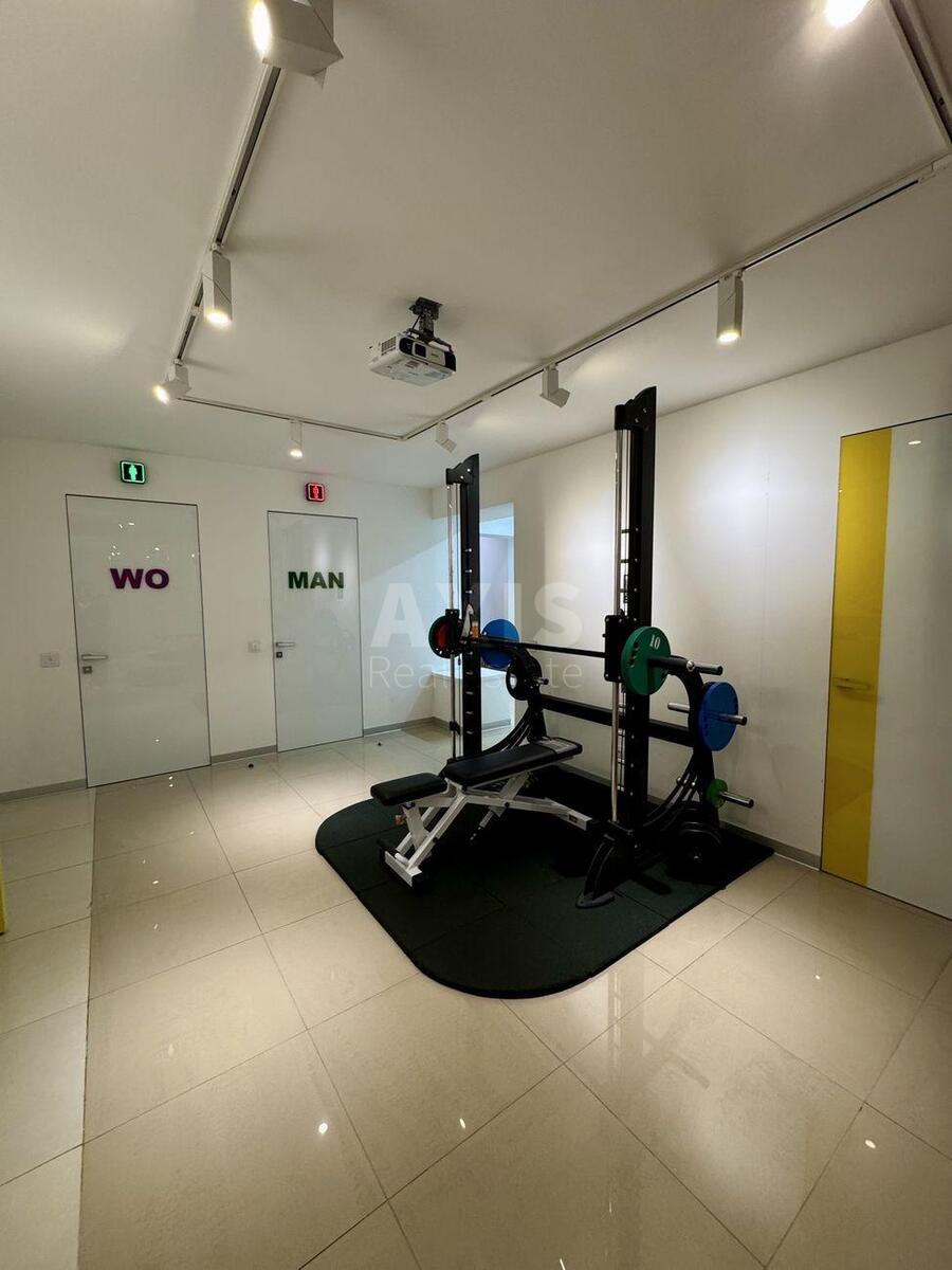 Office vul. Obolons'ka naberezhna 19, 352m28