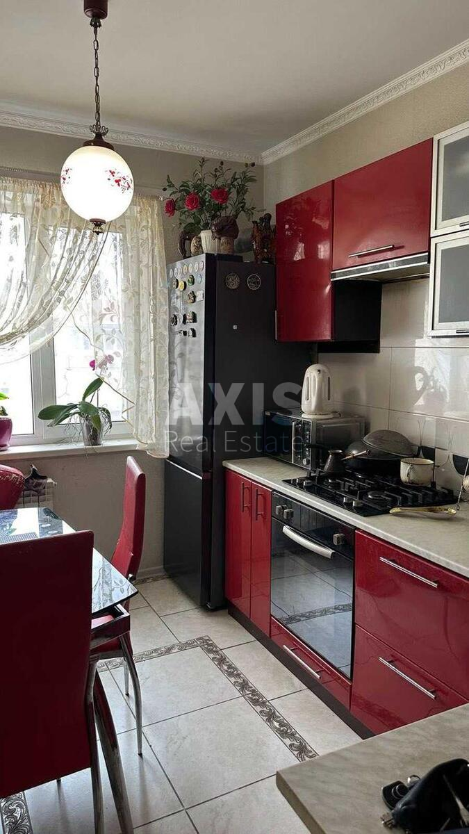 3k apartment pr-t Poryka Vasylja 3А1
