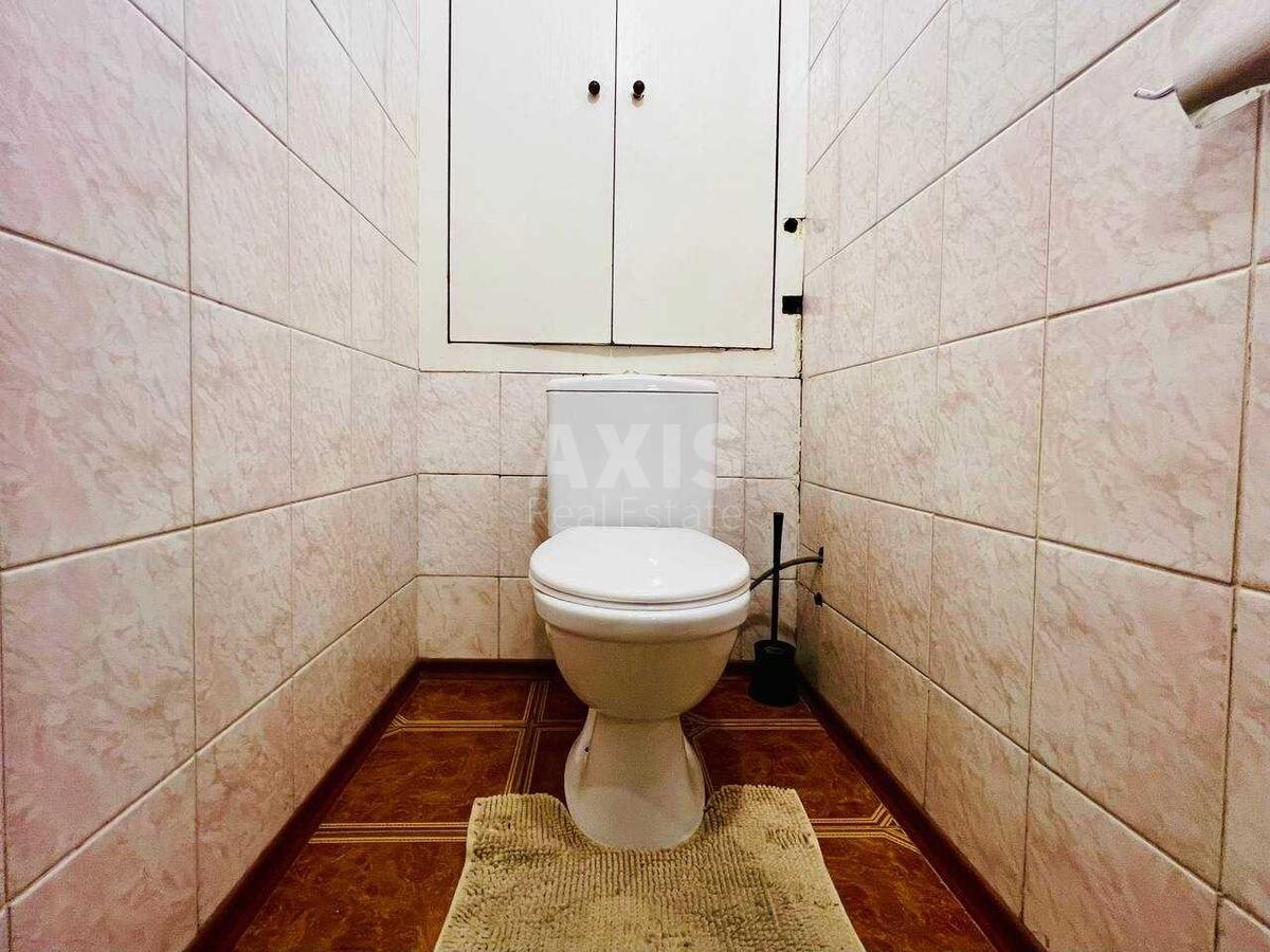 2k apartment vul. Lobanovs'kogo 147