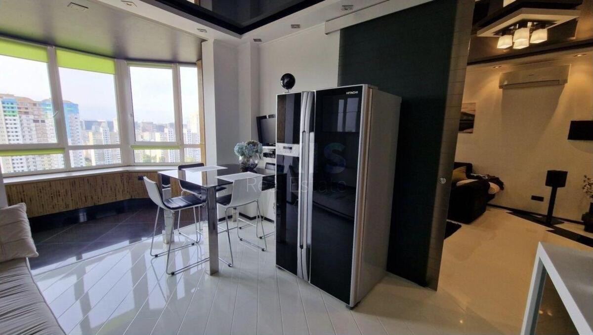 1k apartment vul. Oleny Pchilky 21