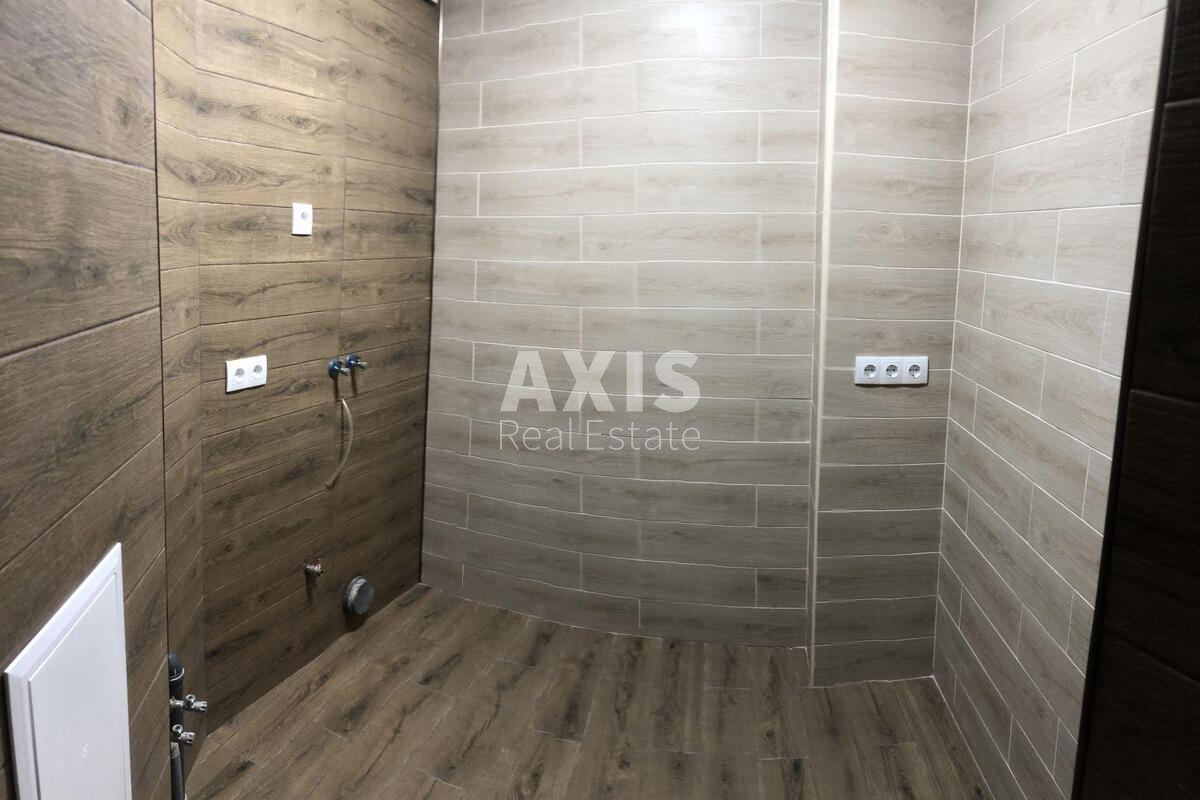 Об'єкт торгівлі вул. Левка Лук'яненка 13А, 125м2602912