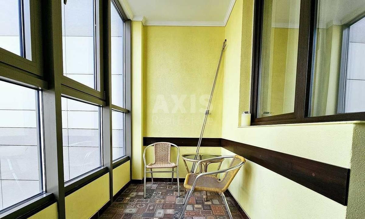 2k apartment vul. Patriarha Mstyslava Skrypnyka 409
