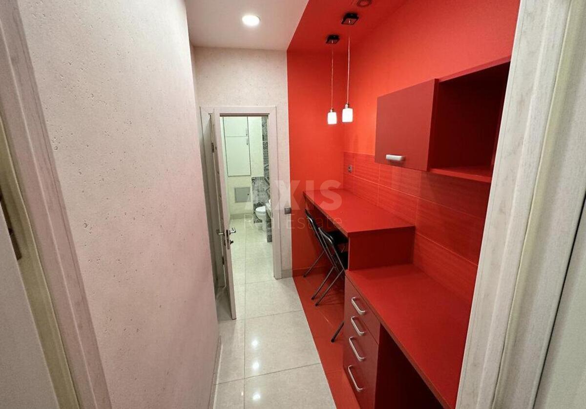 Office vul. Jevgena Konoval'cja 32Б, 60m26