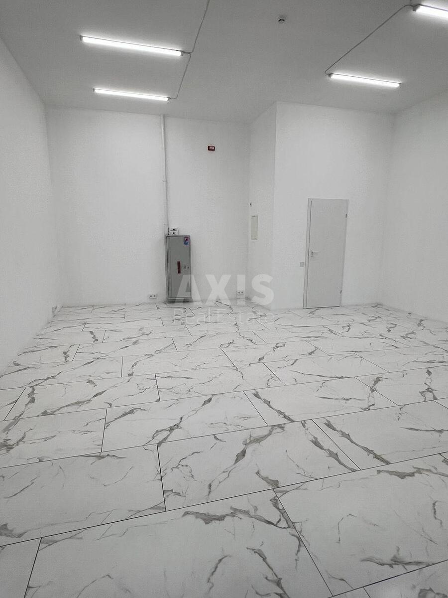 Office vul. Myhajla Maksymovycha 24, 60m22