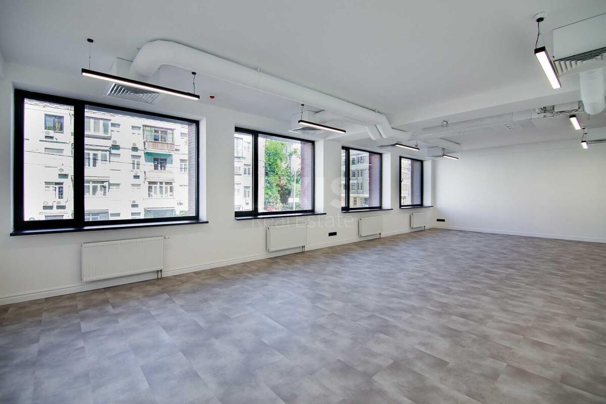 Office vul. Saksagans'kogo 53/80, 560m24