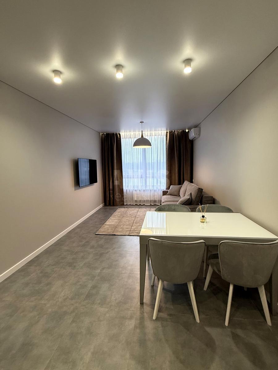 2k apartment nab. Dniprovs'ka 15Є640542