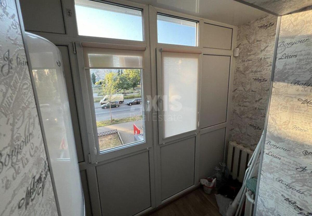 1k apartment vul. Serafymovycha 7А6