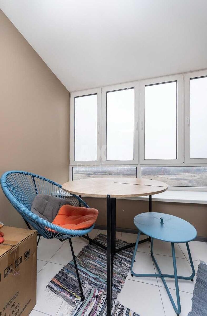 4k apartment vul. Myloslavs'ka 2600867