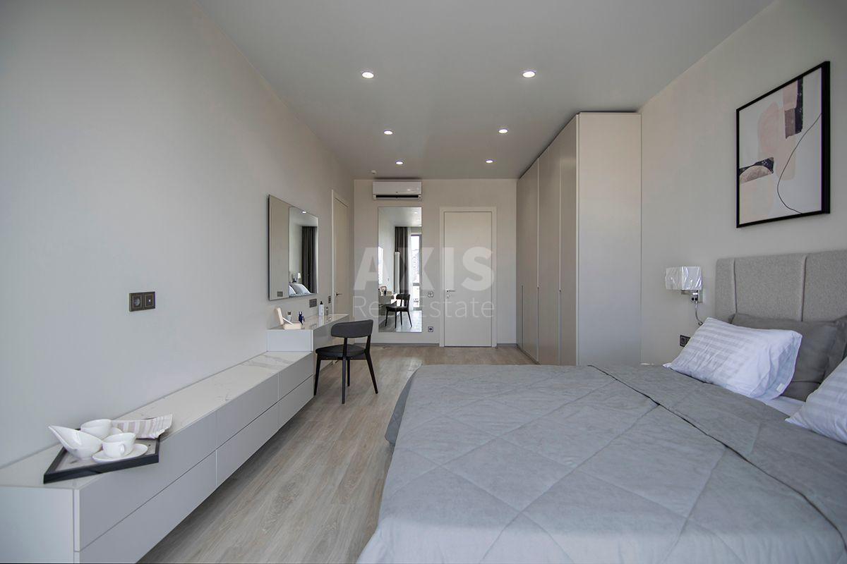 3k apartment vul. Antonovycha 118/195