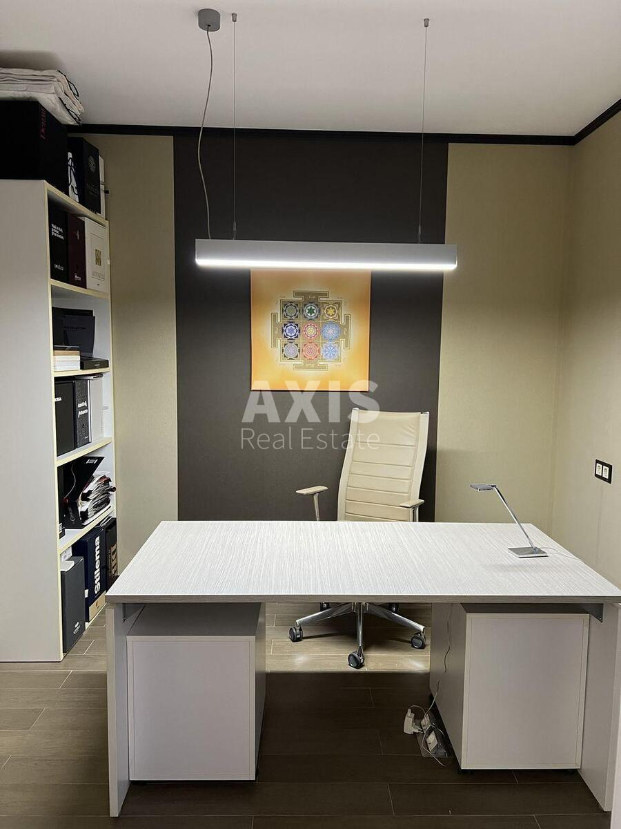 Office vul. Lobanovs'kogo 150, 135m2560913