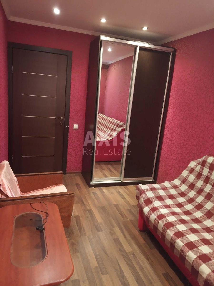 3k apartment vul. Naumova Generala 138397