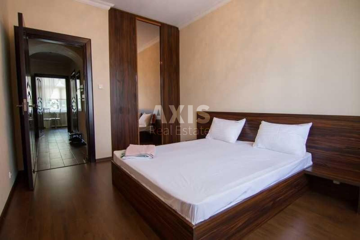 2k apartment vul. Jevgena Konoval'cja 7/9565142