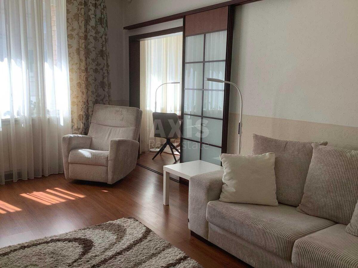 3k apartment pr-t Geroi'v Stalingrada 2Г566623